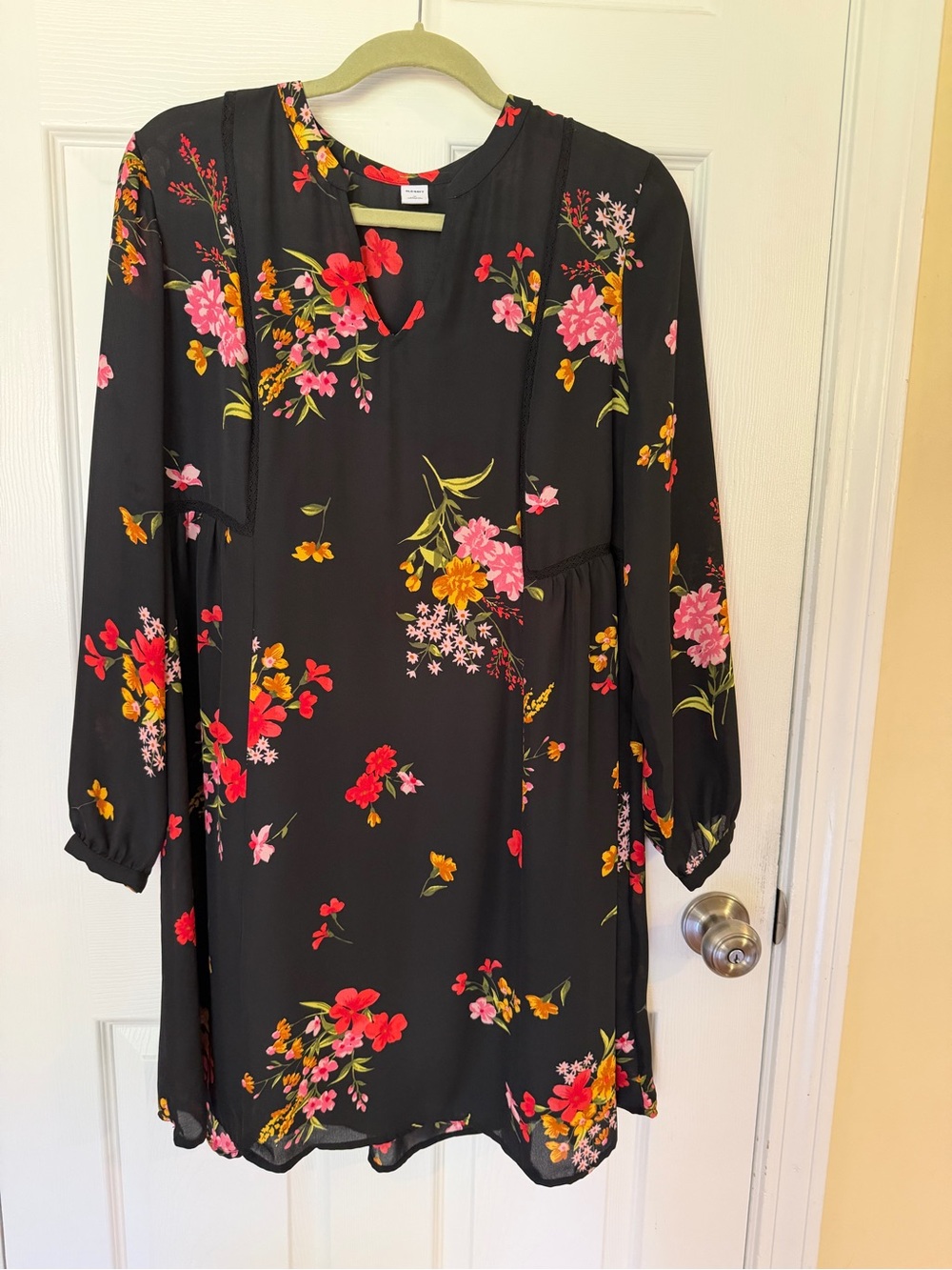 Old Navy Black Long-Sleeve Floral Tunic Dress with Pink & Yellow Blooms